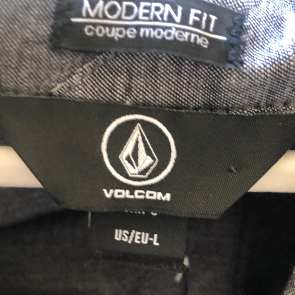 Volcom Modern Fit Button Down Shirt - image 3